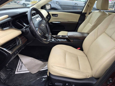 2013 Toyota Avalon Hybrid XLE Touring