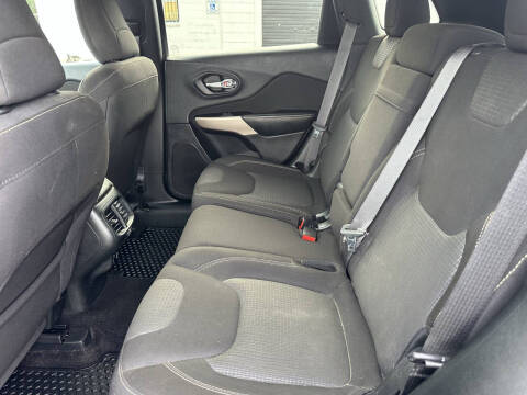 2017 Jeep Cherokee Latitude