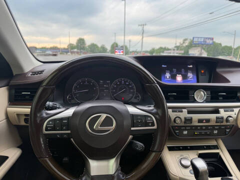 2016 Lexus ES 350