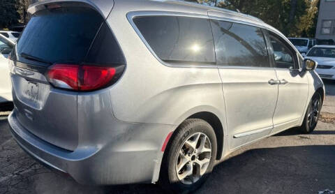 2018 Chrysler Pacifica Touring L Plus