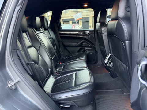 2012 Porsche Cayenne Tiptronic