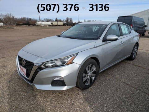 2019 Nissan Altima for sale at Scholtes Auto in Worthington MN