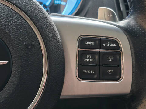 2012 Chrysler 300 SRT8