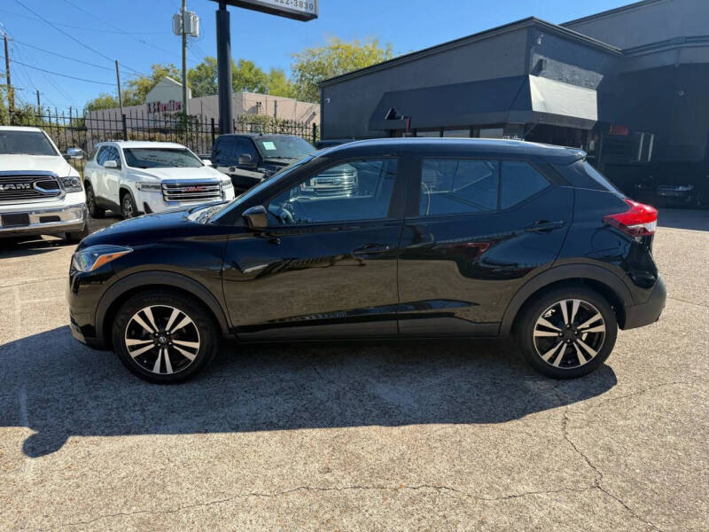 2020 Nissan Kicks SV