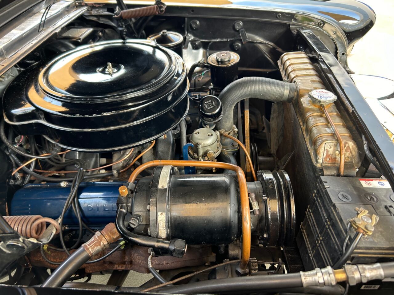 1957 Cadillac Fleetwood 32