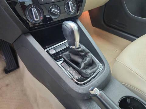 2016 Volkswagen Jetta 1.8T SEL