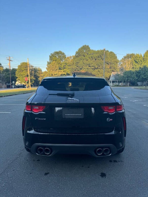 2020 Jaguar F-PACE SVR