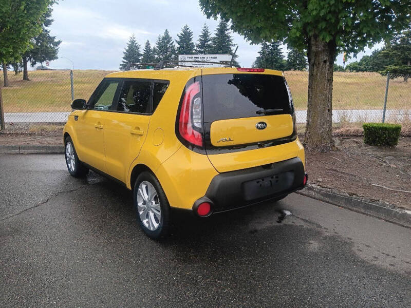 2014 Kia Soul +