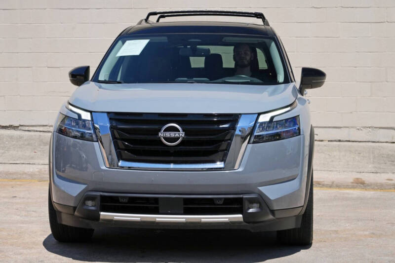2022 Nissan Pathfinder Platinum