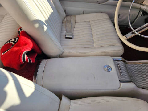 1961 Ford Thunderbird