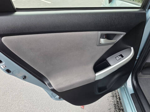 2014 Toyota Prius Plug-in Hybrid