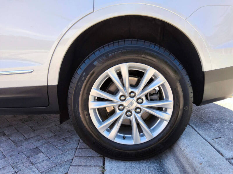 2023 Cadillac XT5 Luxury