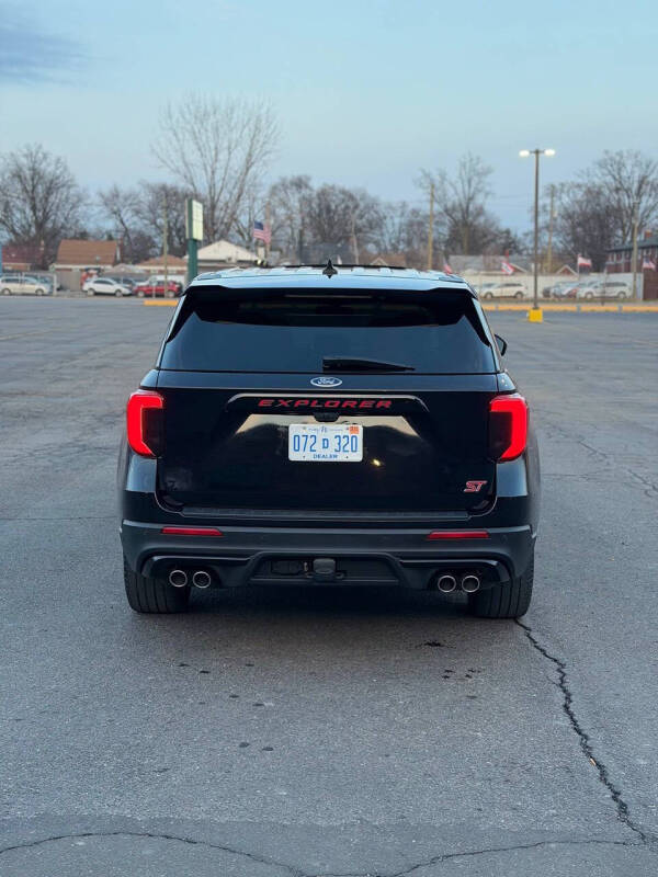 2021 Ford Explorer ST