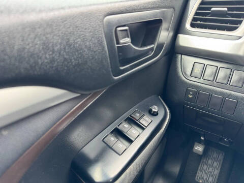 2017 Toyota Highlander LE