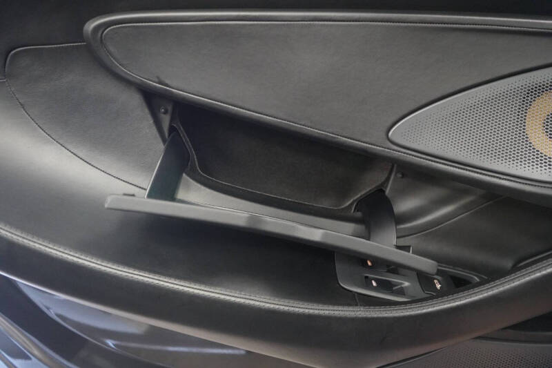 2020 McLaren 570S Spider