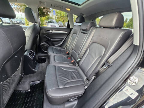 2017 Audi Q5 2.0T quattro Premium Plus