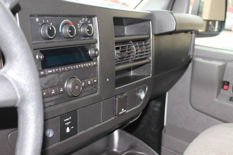 2019 Chevrolet Express 2500