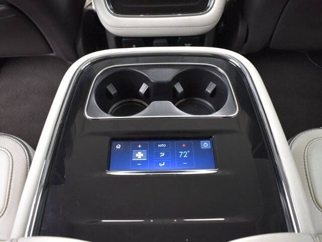 2023 Lincoln Navigator L Black Label