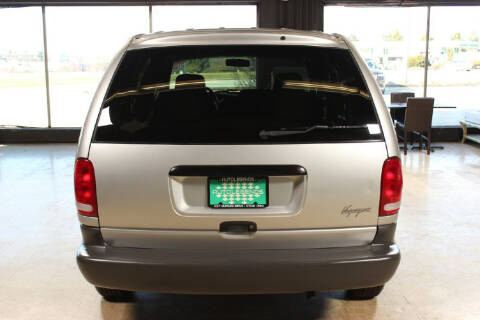 2000 Plymouth Voyager