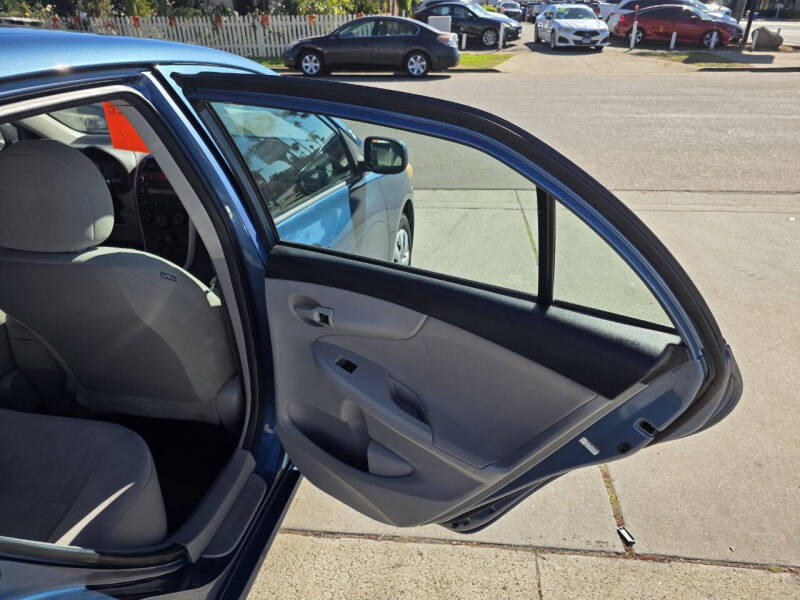 2012 Toyota Corolla L