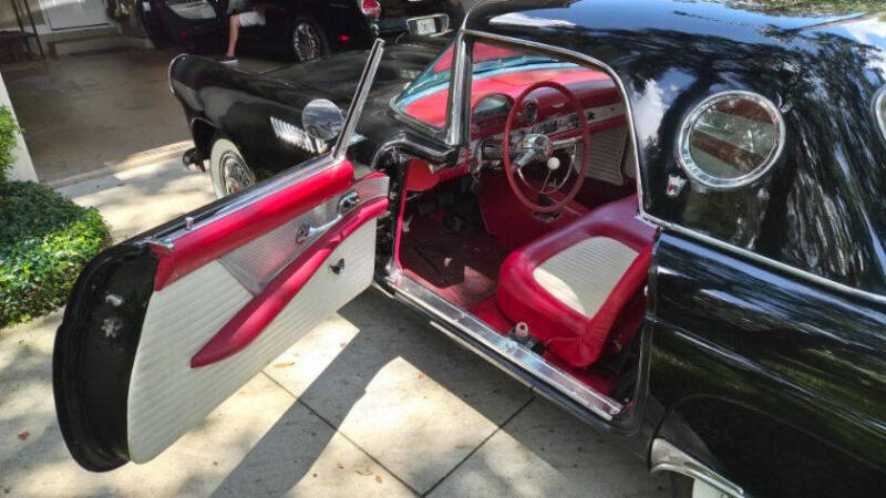 1955 Ford Thunderbird