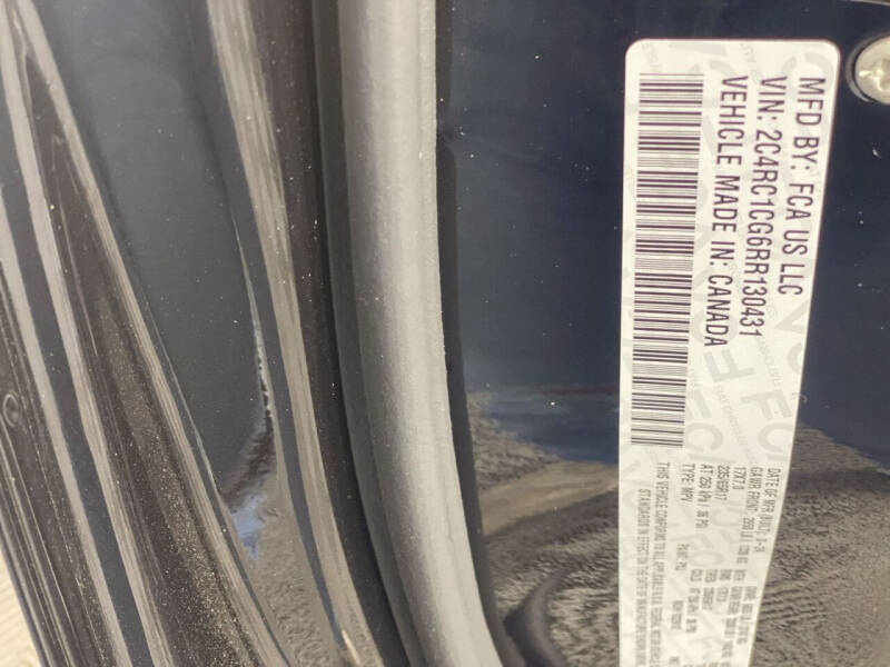 2024 Chrysler Voyager LX