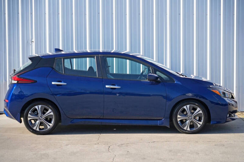 2021 Nissan LEAF SV