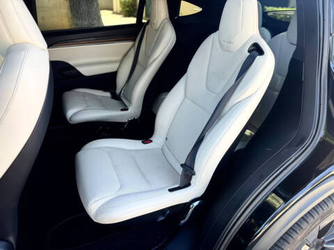 2022 Tesla Model X