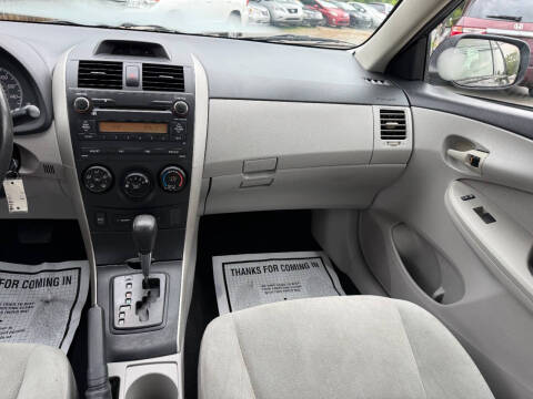 2013 Toyota Corolla LE