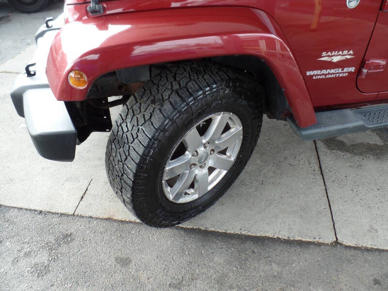 2012 Jeep Wrangler Unlimited Sahara