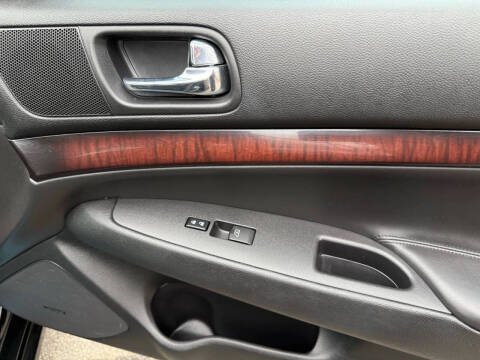 2013 Infiniti G37 Sedan Journey