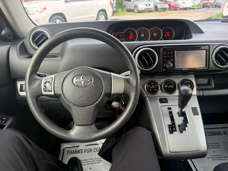 2012 Scion xB Release Series 9.0