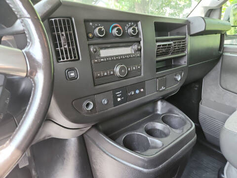 2017 Chevrolet Express 2500