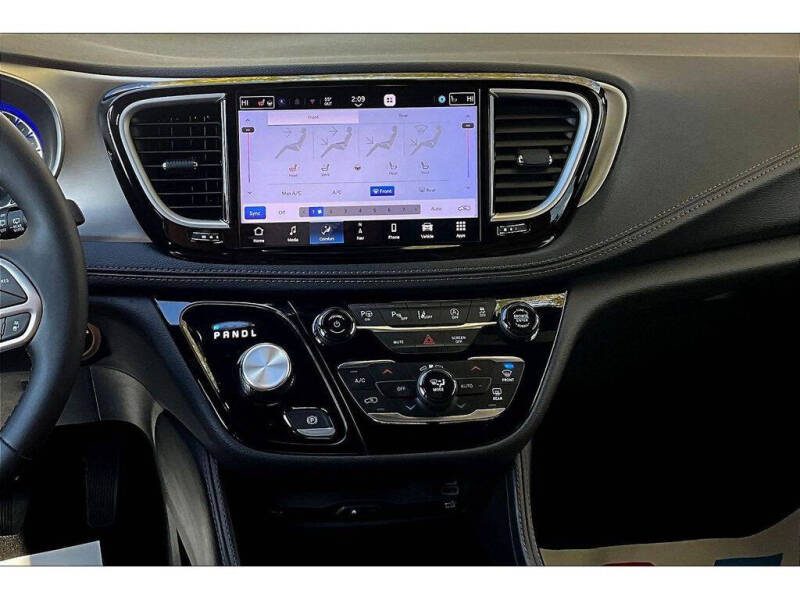 2024 Chrysler Pacifica Pinnacle