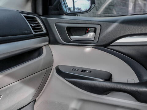 2017 Toyota Highlander XLE