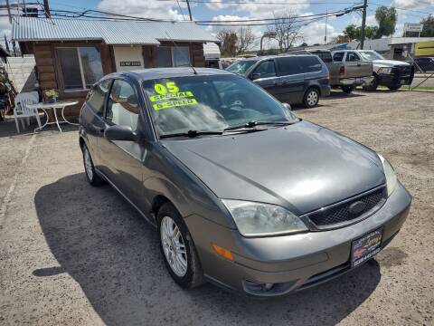 2005 Ford Focus for sale at Larry's Auto Sales Inc. in Fresno CA