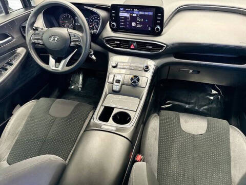 2021 Hyundai Santa Fe SE