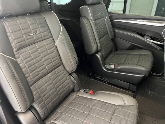 2025 Cadillac Escalade-V