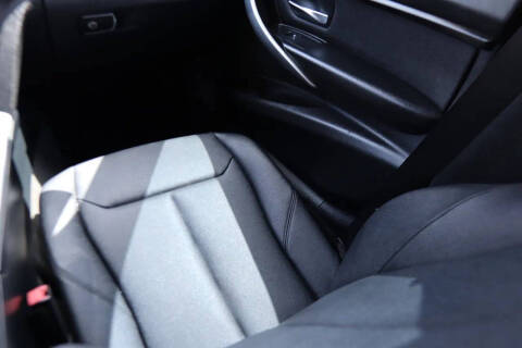 2018 BMW 3 Series 320i