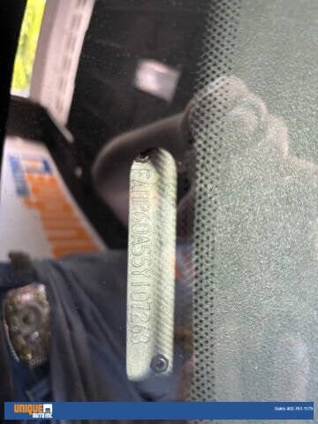 2005 Ford Thunderbird Deluxe