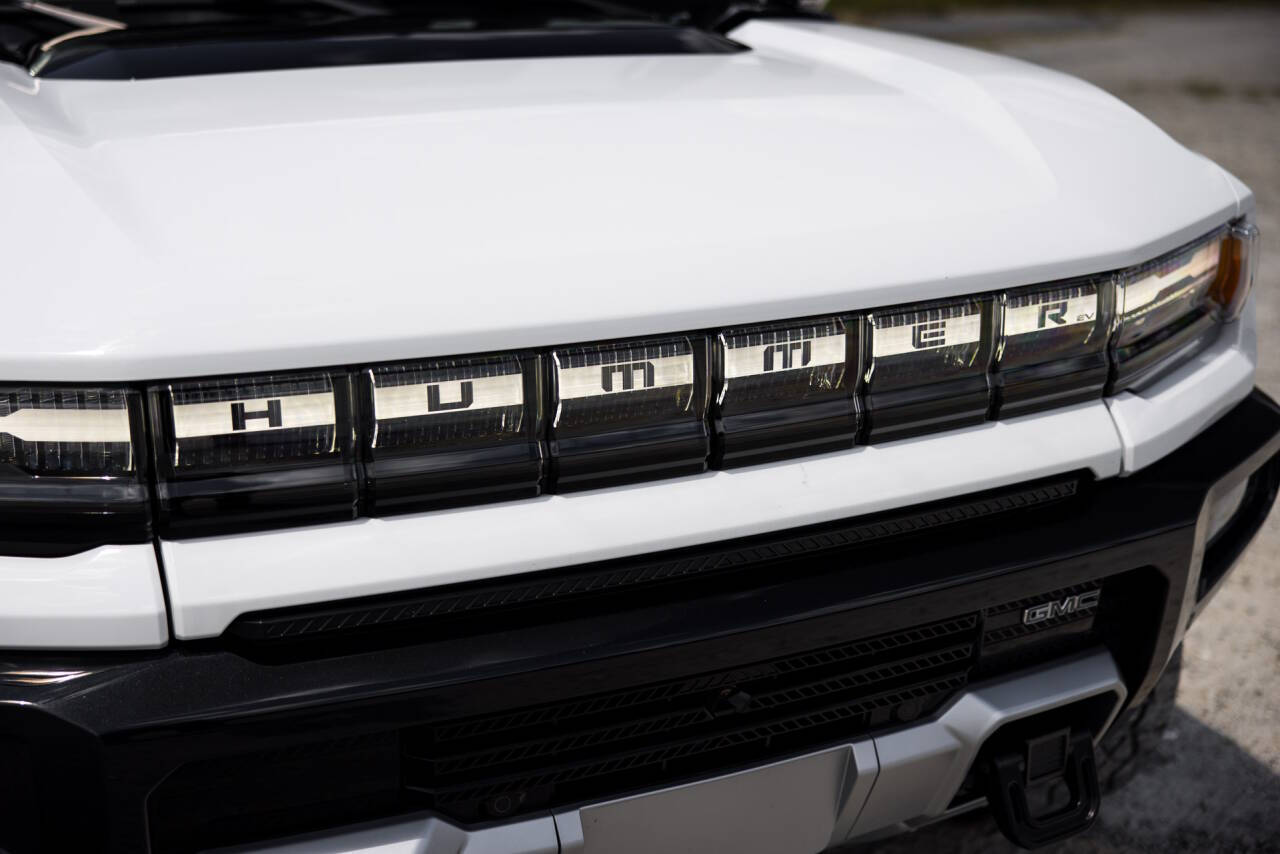 2022 GMC HUMMER EV 62