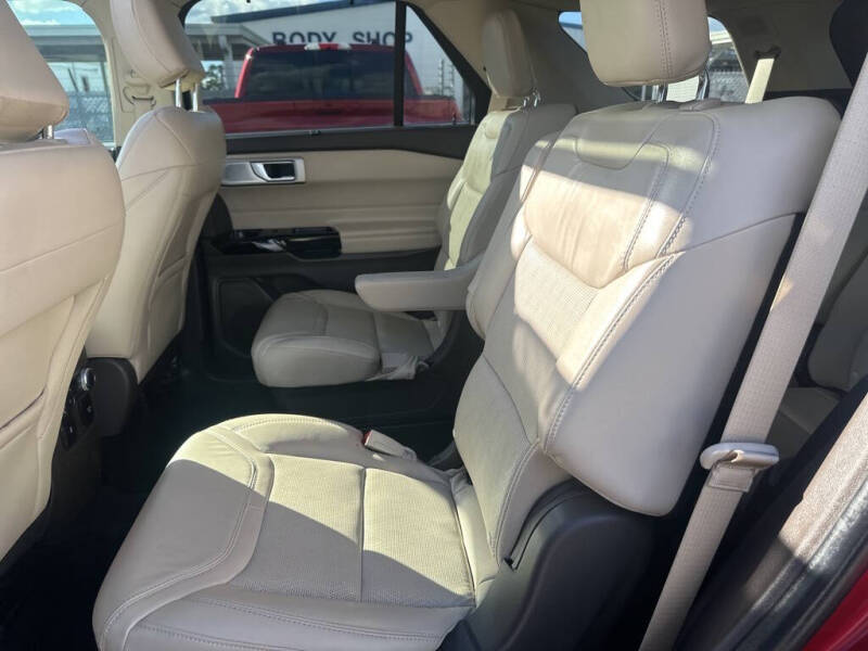 2022 Ford Explorer Platinum