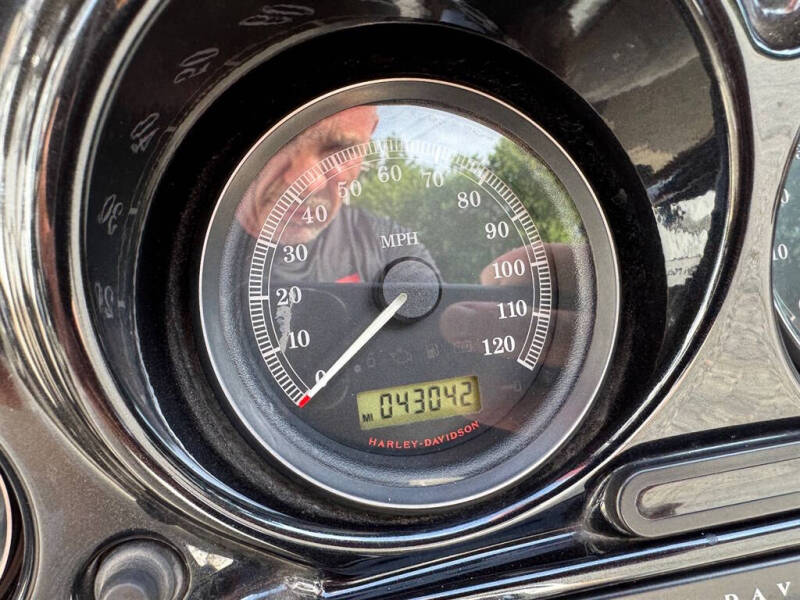 2012 Harley-Davidson FLHTC103 -