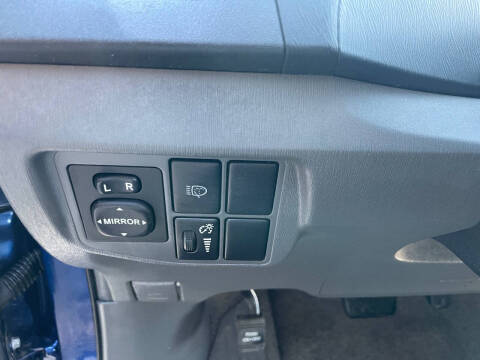 2011 Toyota Prius Five