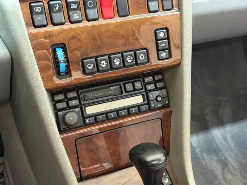 1995 Mercedes-Benz E-Class E 320