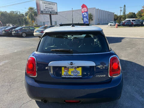 2015 MINI Hardtop 2 Door Cooper
