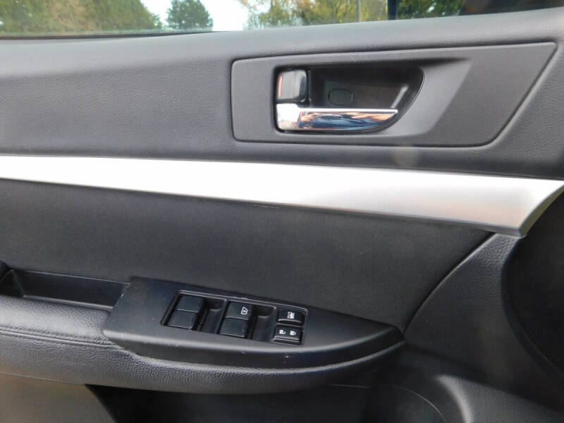 2010 Subaru Legacy 2.5i