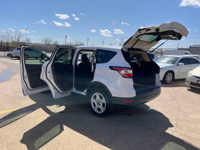 2018 Ford Escape S