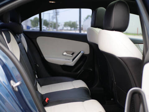 2019 Mercedes-Benz A-Class A 220