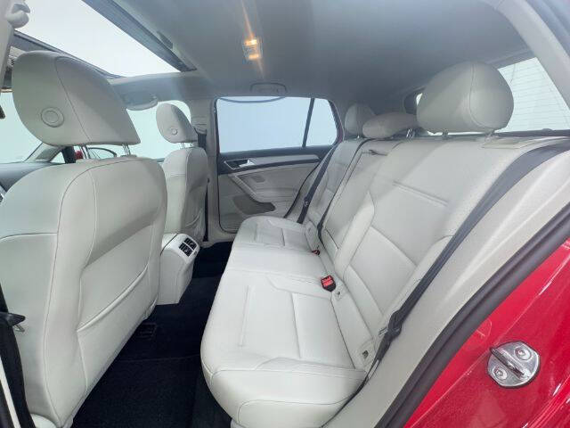 2017 Volkswagen Golf